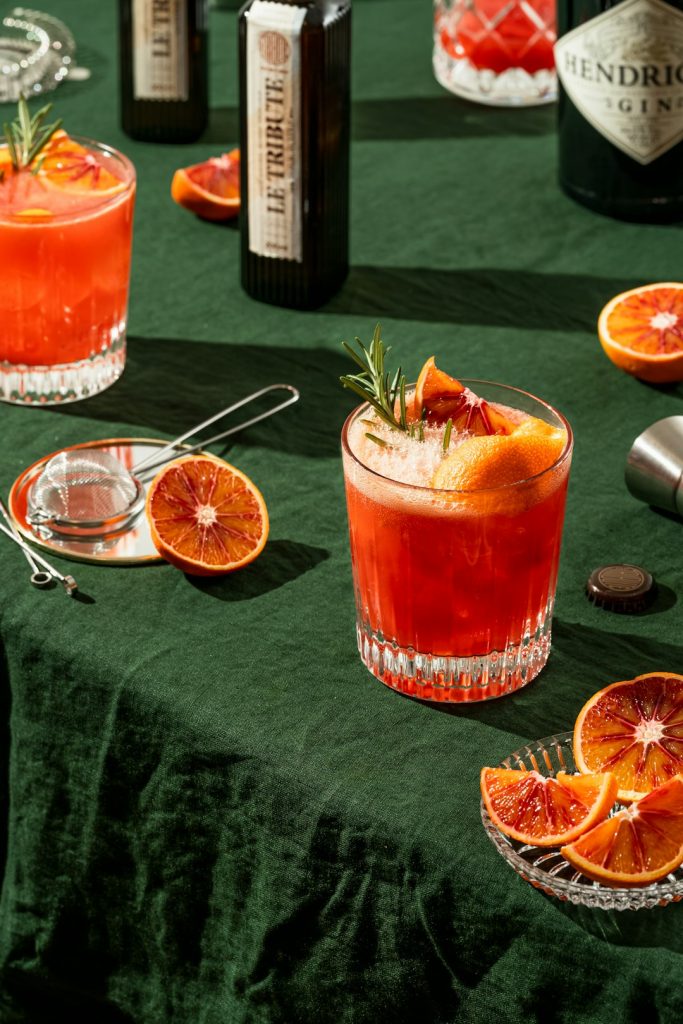 EnYe Bar Gin tonic with blood orange beverage photography